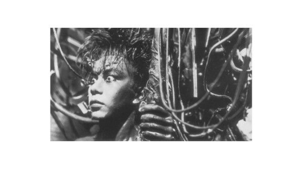 Tetsuo di Shinya Tsukamoto (1989)
