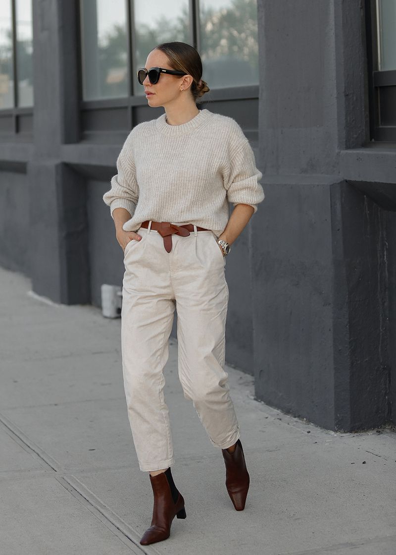 Neutral Fall Style, Beige Off-White Outfit, Helena of Brooklyn Blonde