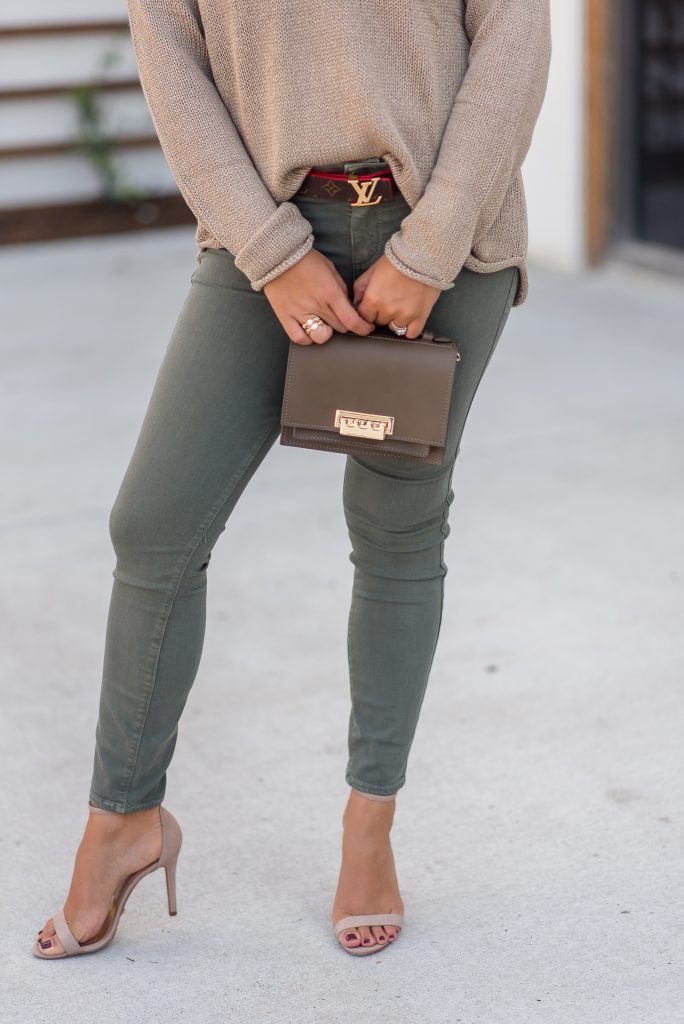 olive jeans outfit fall