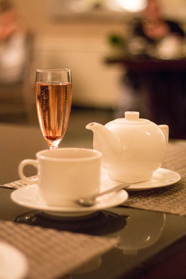 the ritz-carlton afternoon tea, arlington va, dc food blogger