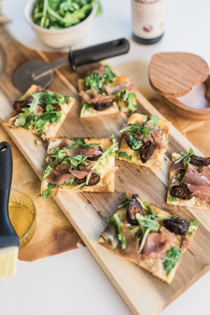 Prosciutto, Fig, Arugula flatbread recipe