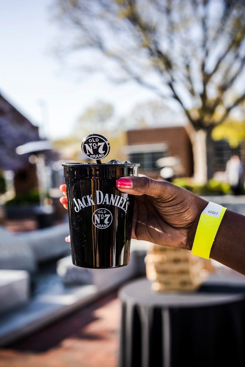 Fun at the Williamsburg Taste Festival featured by popular DC travel blogger, Alicia Tenise