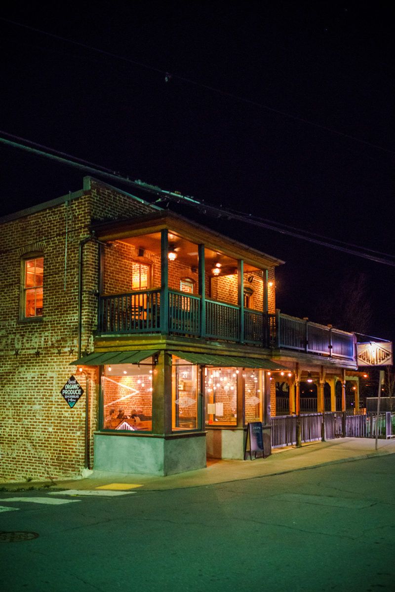Top Things to Do in Charlottesville VA: a Complete Travel Guide by popular DC travel blogger, Alicia Tenise | Things to Do in Charlottesville VA in the Winter by popular DC travel blogger, Alicia Tenise: image of a restaurant in Charlottesville Va.