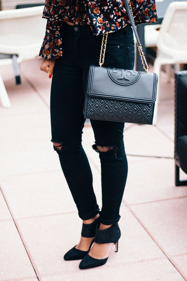 Tory Burch Fleming Crossbody Back, How to Wear Black Destroyed Jeans, Black Cut Out Pumps