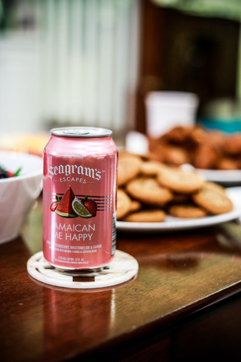 Seagram's Escapes Jamaican Me Happy - How I Spend NFL Sundays: NFL Party with Seagrams by Washington DC lifestyle blogger Alicia Tenise
