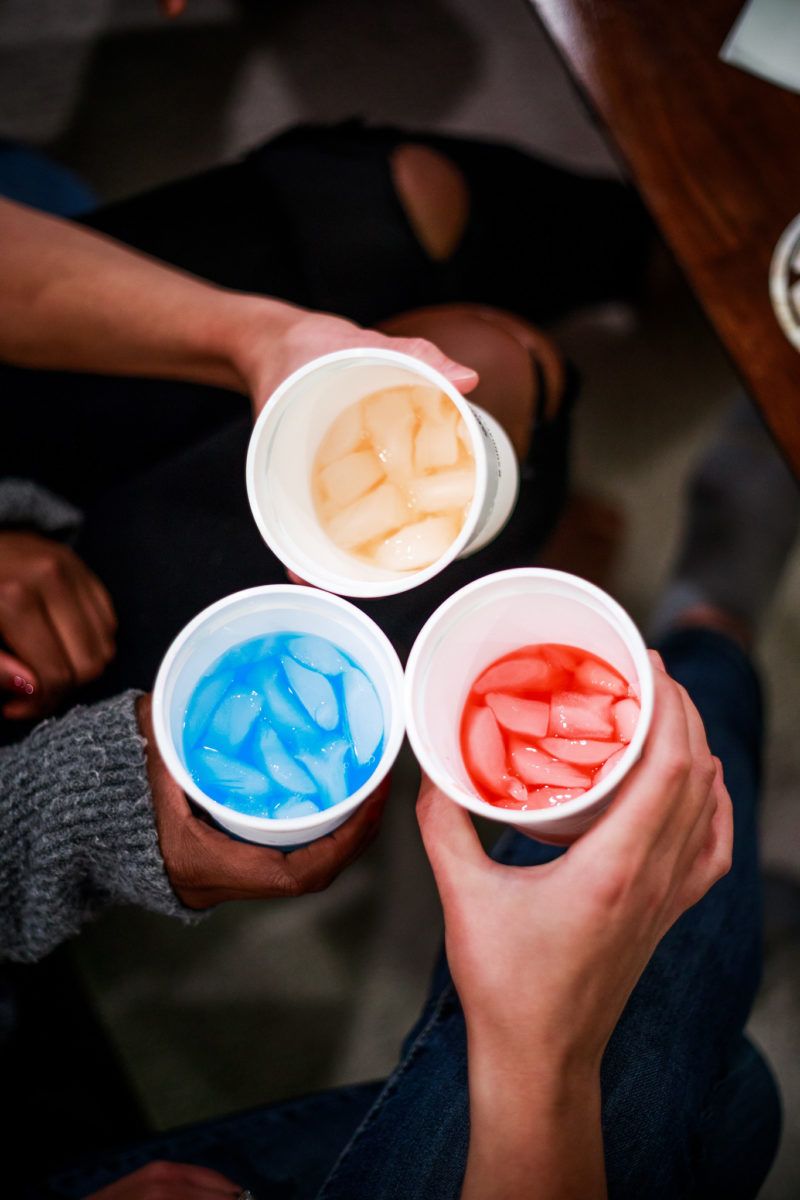 How I Spend NFL Sundays: NFL Party with Seagrams by Washington DC lifestyle blogger Alicia Tenise