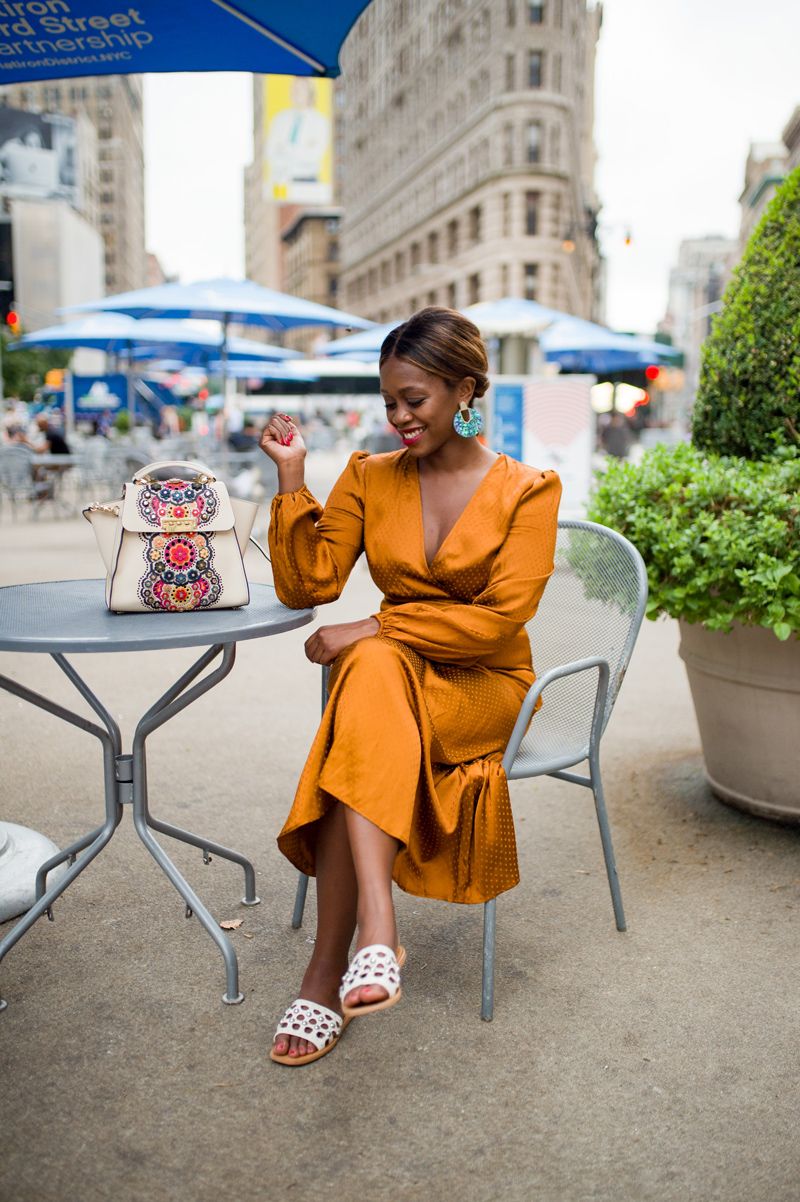 Fall Transitional Outfit Idea | Why I'm Never Joining a Gym Again featured by top Virginia lifestyle blog Alicia Tenise