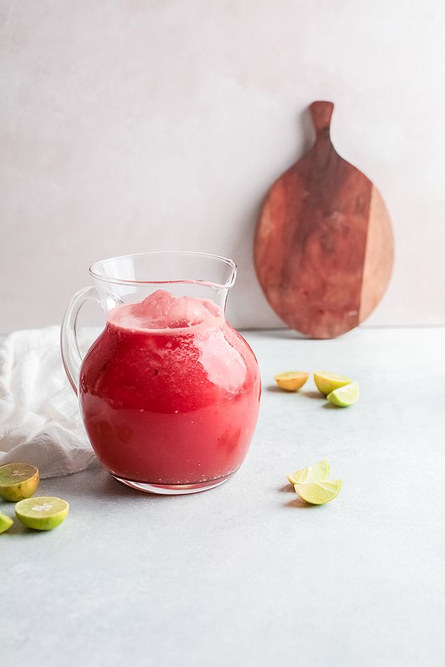 Food blogger, Bella Bucchiotti of xoxoBella, sharea a watermelon paloma cocktail. You will love this cocktail made with watermelon juice.