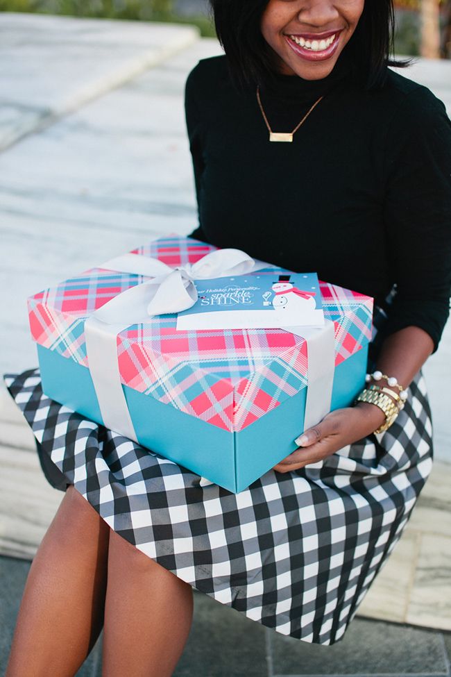 dc blogger, gingham skirt, j.crew tissue turtleneck, taudrey social media plate