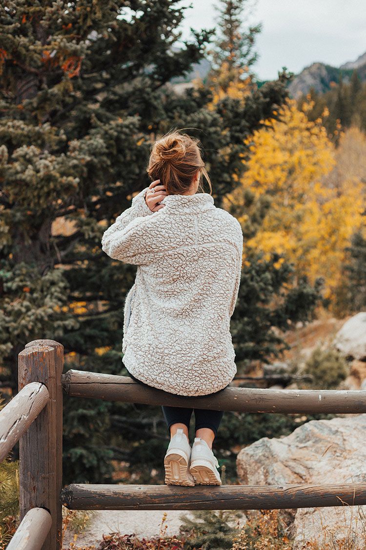 wubby fleece pullover