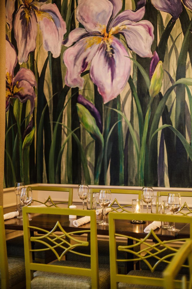 Top Things to Do in Bywater New Orleans featured by top US travel blogger, Alicia Tenise: have dinner at The Country Club New Orleans