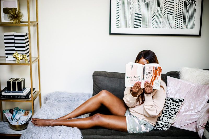 Signs You're A Workaholic - Workaholic Symptoms by popular Washington DC lifestyle blogger Alicia Tenise