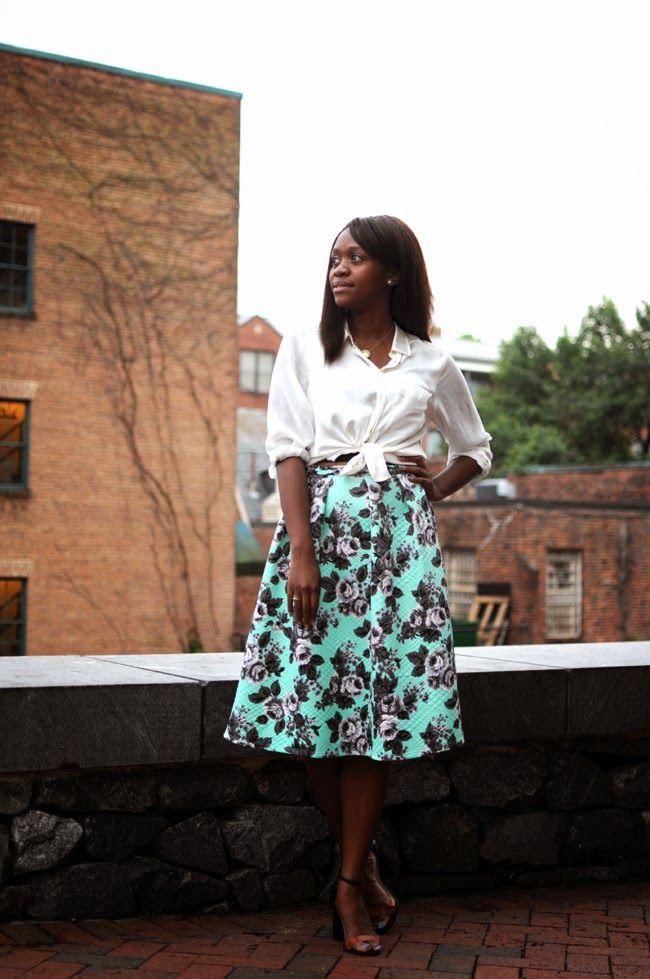 dc blogger, style blogger, woc, women of color blogger, floral midi skirt, summer fashion, midi, wear to work, work outfit, summer work outfit