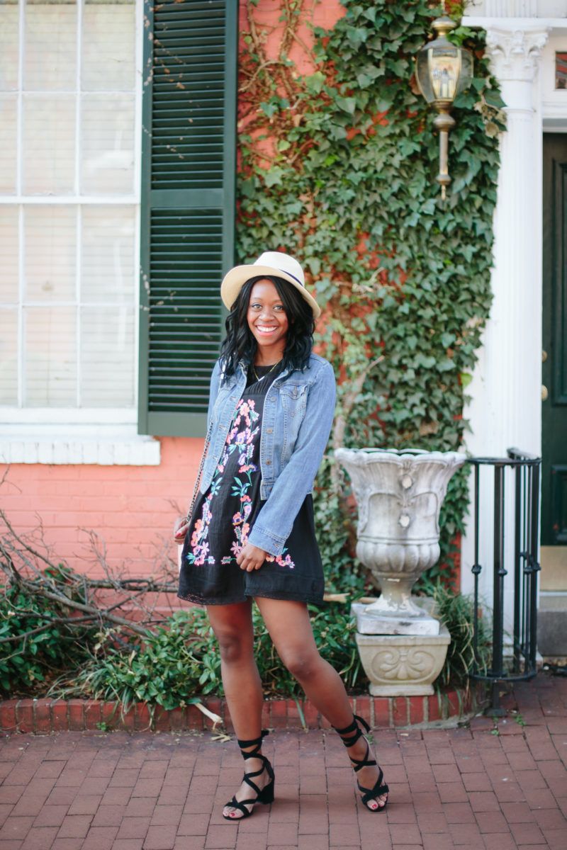 The Top 10 Best Places to Take Photos in D.C. featured by popular DC blogger, Alicia Tenise