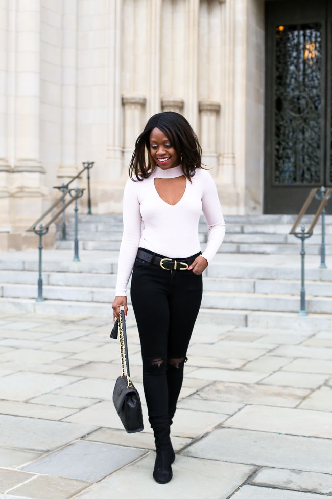 pink choker top destroyed jeans and black ankle booties - The Top 10 Best Places to Take Photos in D.C. featured by popular DC blogger, Alicia Tenise