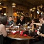 Выбирайте вечера для знакомств и занимайтесь тем что нравиться, чтобы учиться выражать эмоции