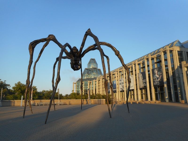 Maman_-_Louise_Bourgeois_-_03.jpg