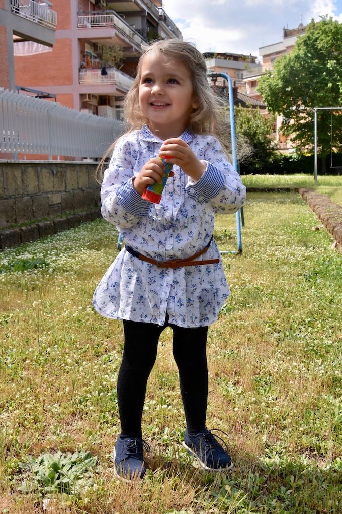 Baby Outfit: una Maxi Camicia a fiorellini