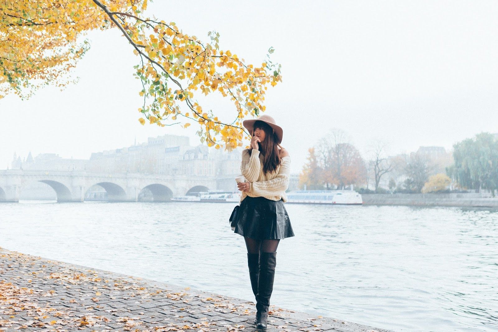 Parisian fashion blogger, Look, Streetstyle, Autumn Look, Fashion photography, Meet me in paree