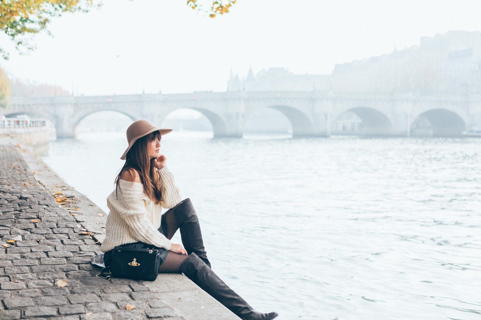 Parisian fashion blogger, Look, Streetstyle, Autumn Look, Fashion photography, Meet me in paree