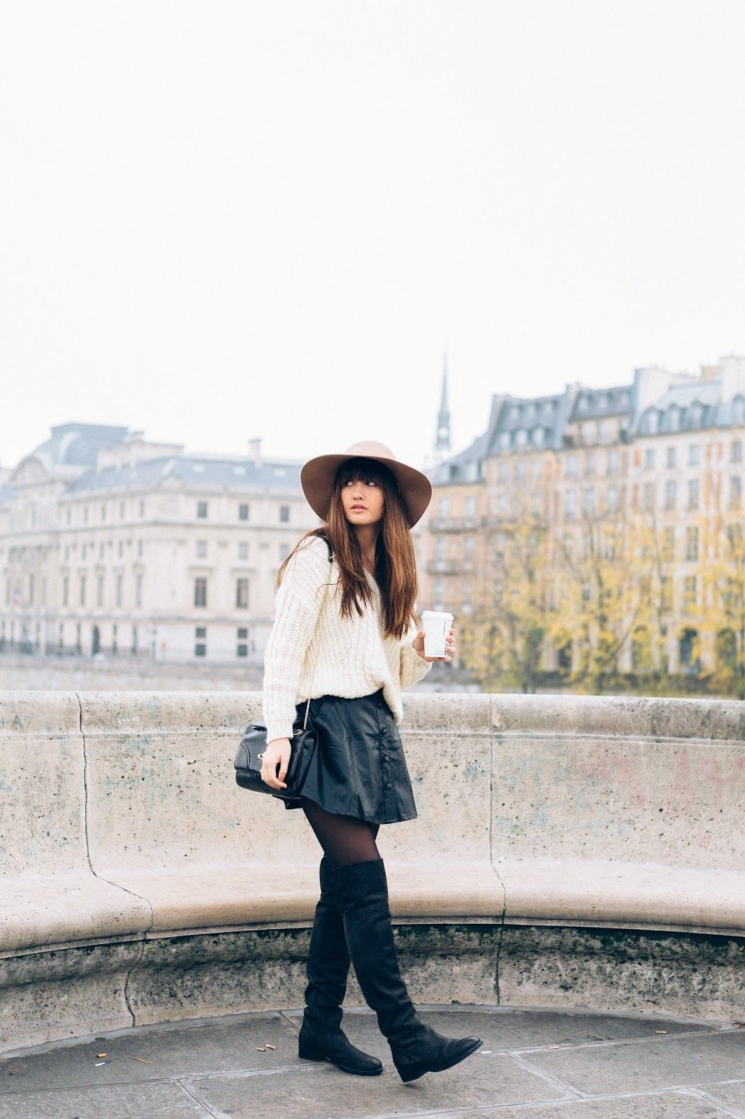 Parisian fashion blogger, Look, Streetstyle, Autumn Look, Fashion photography, Meet me in paree