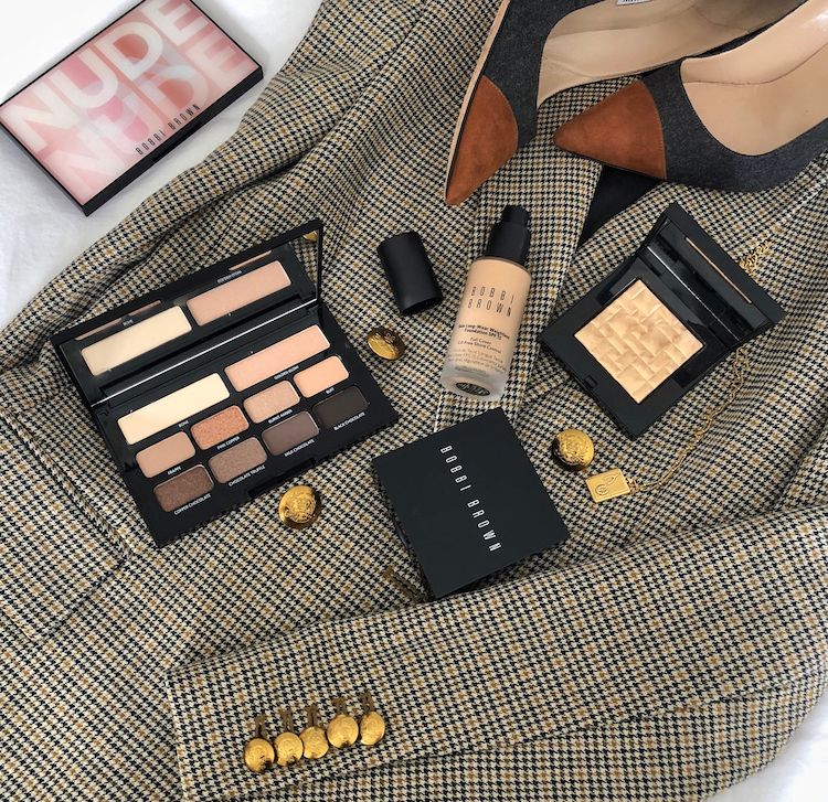 Bobbi Brown, Skin Long-Wear Weightless Foundation, Nude on Nude Palette, Skincare, Helena of Brooklyn Blonde