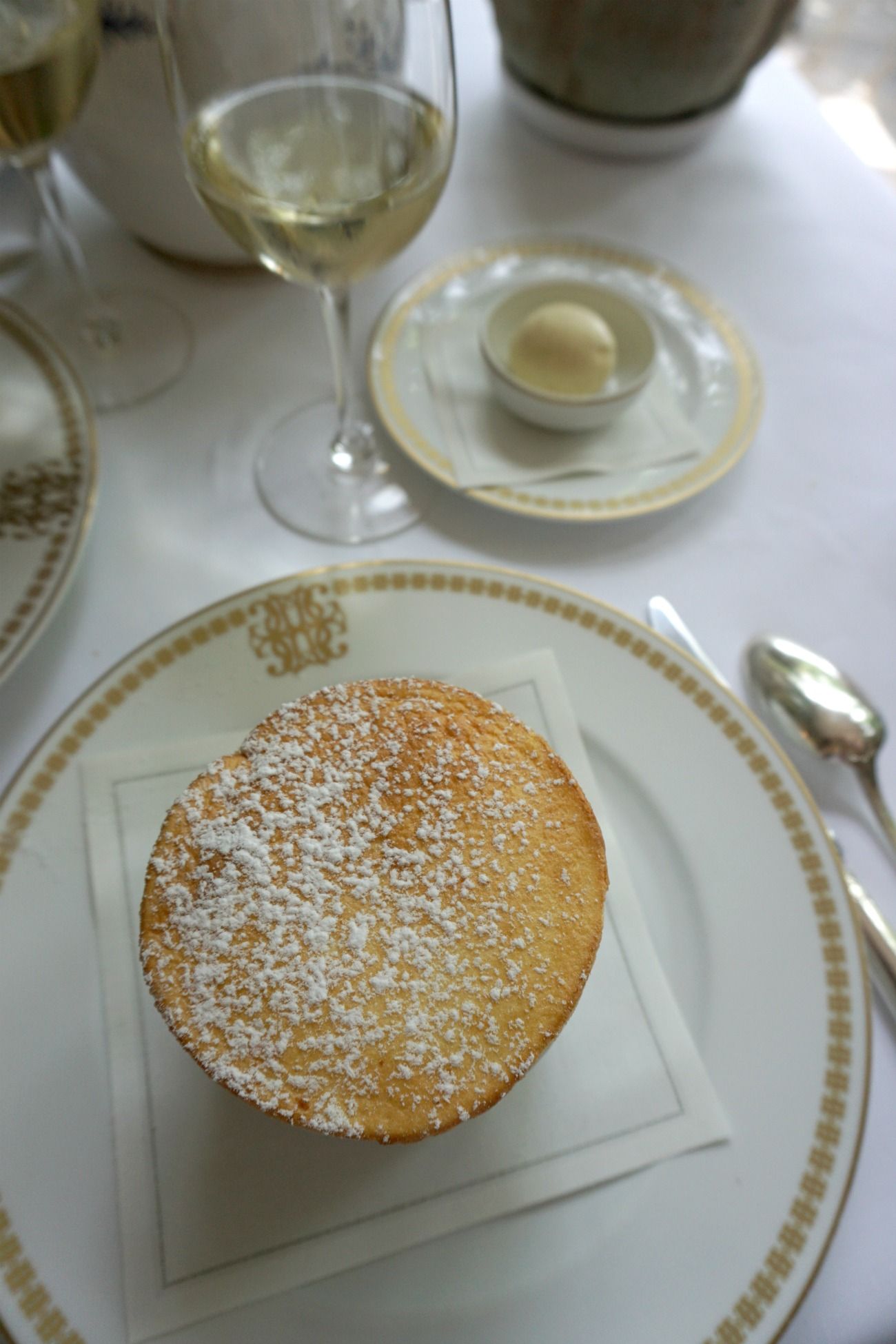 Gordes, Provence Guide I wit & whimsy