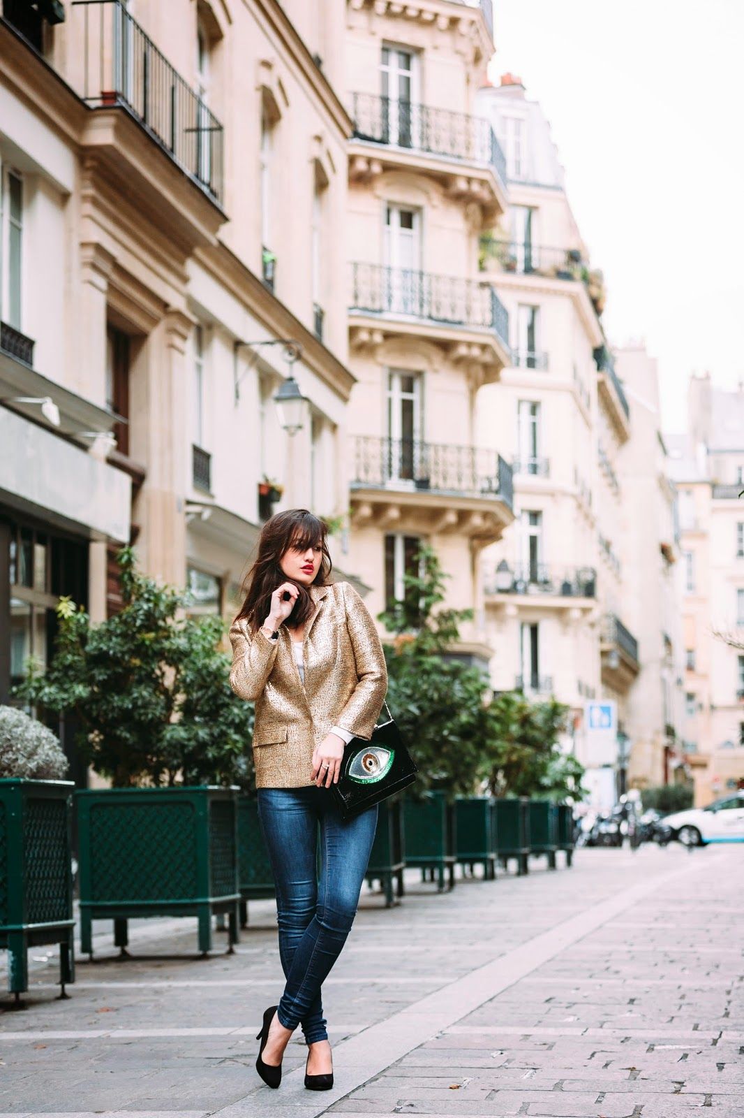 How to wear a gold blazer