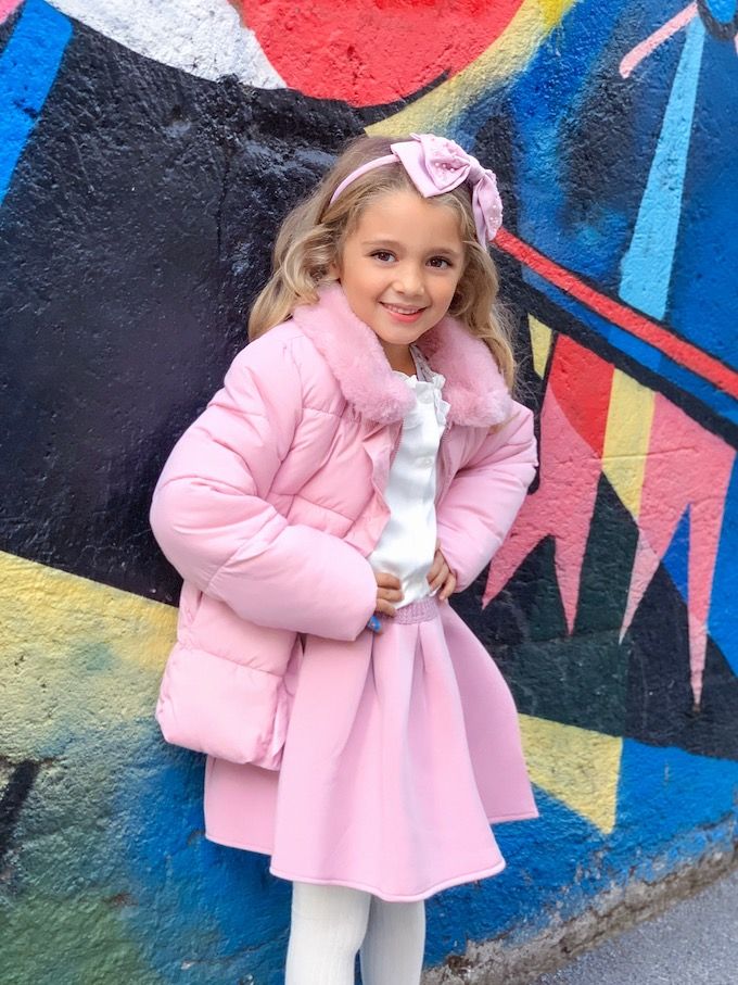 Un look invernale da bambina in rosa