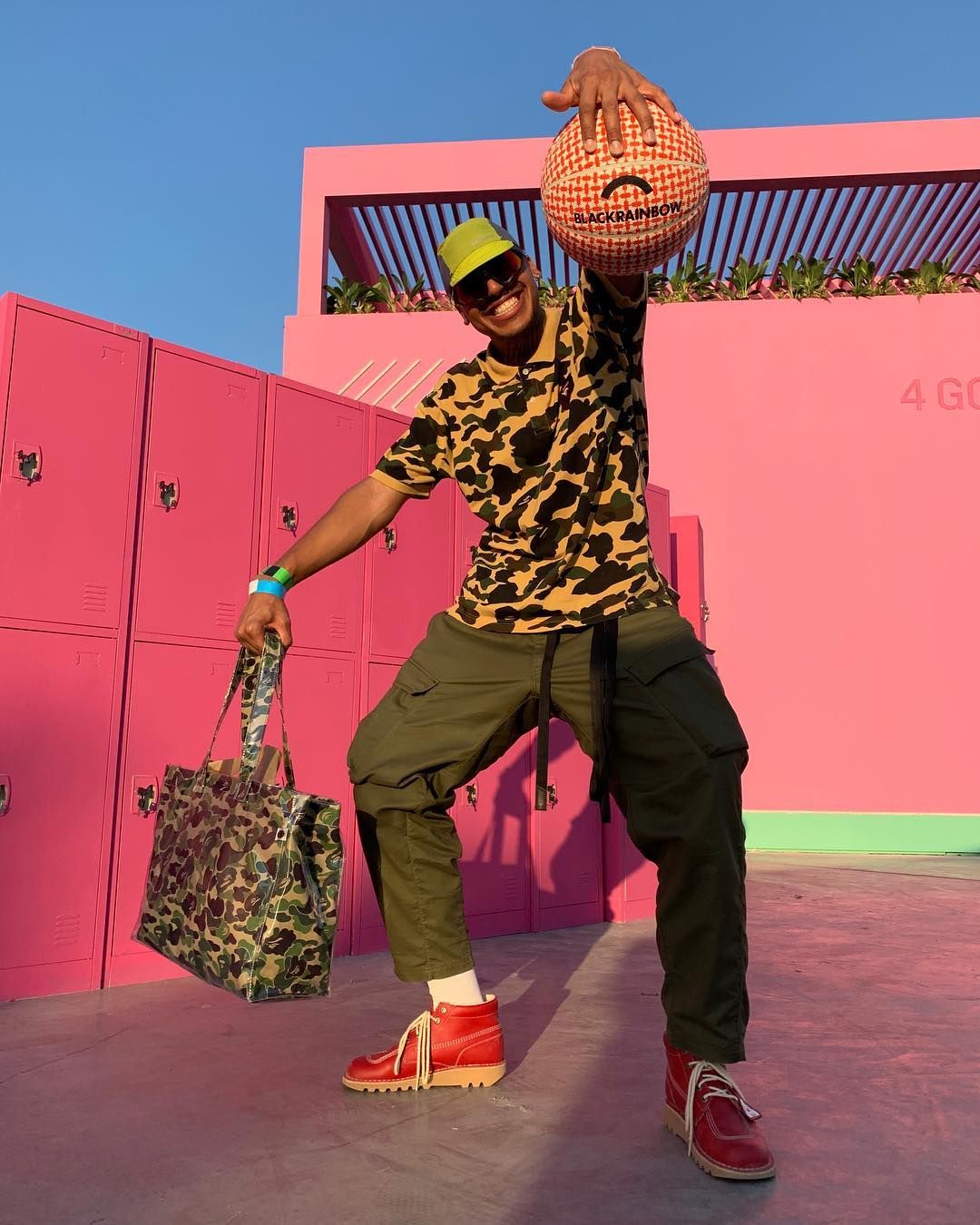 sole-dxb-street-style-ruddy