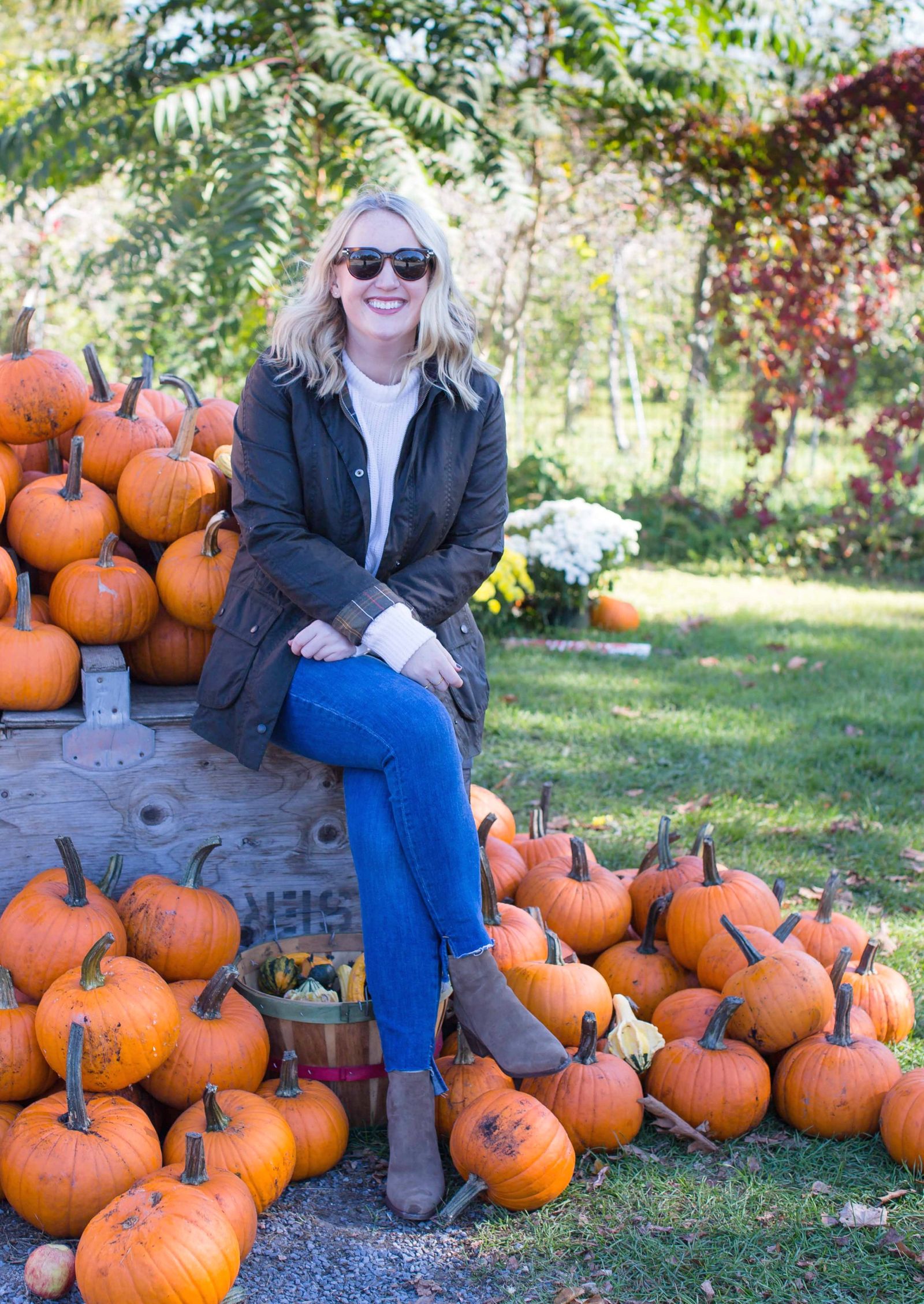 Easy + Cute Fall look on Meghan Donovan
