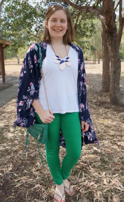 navy floral cocoon kimono with white tee green skinny jeans and matching bag | away from blue