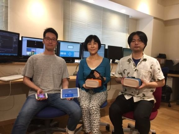 松村氏と開発メンバー