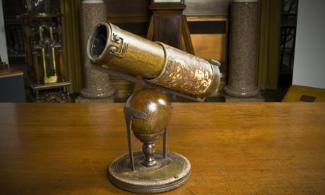 Reflecting telescope, built by Isaac Newton in 1668